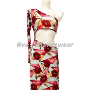 VBelly dance dress, printed with red roses, and gray background, for belly dance, oriental dance, dress for dance classes.